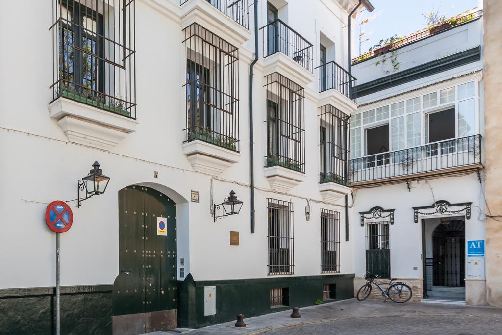 Apartamentos Plaza Pilatos Sevilla Eksteriør bilde